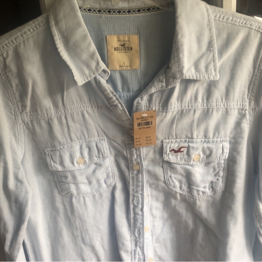 NWT Vintage Hollister long sleeve button up shirt. Light blue. Super Soft. Large - Picture 9 of 14